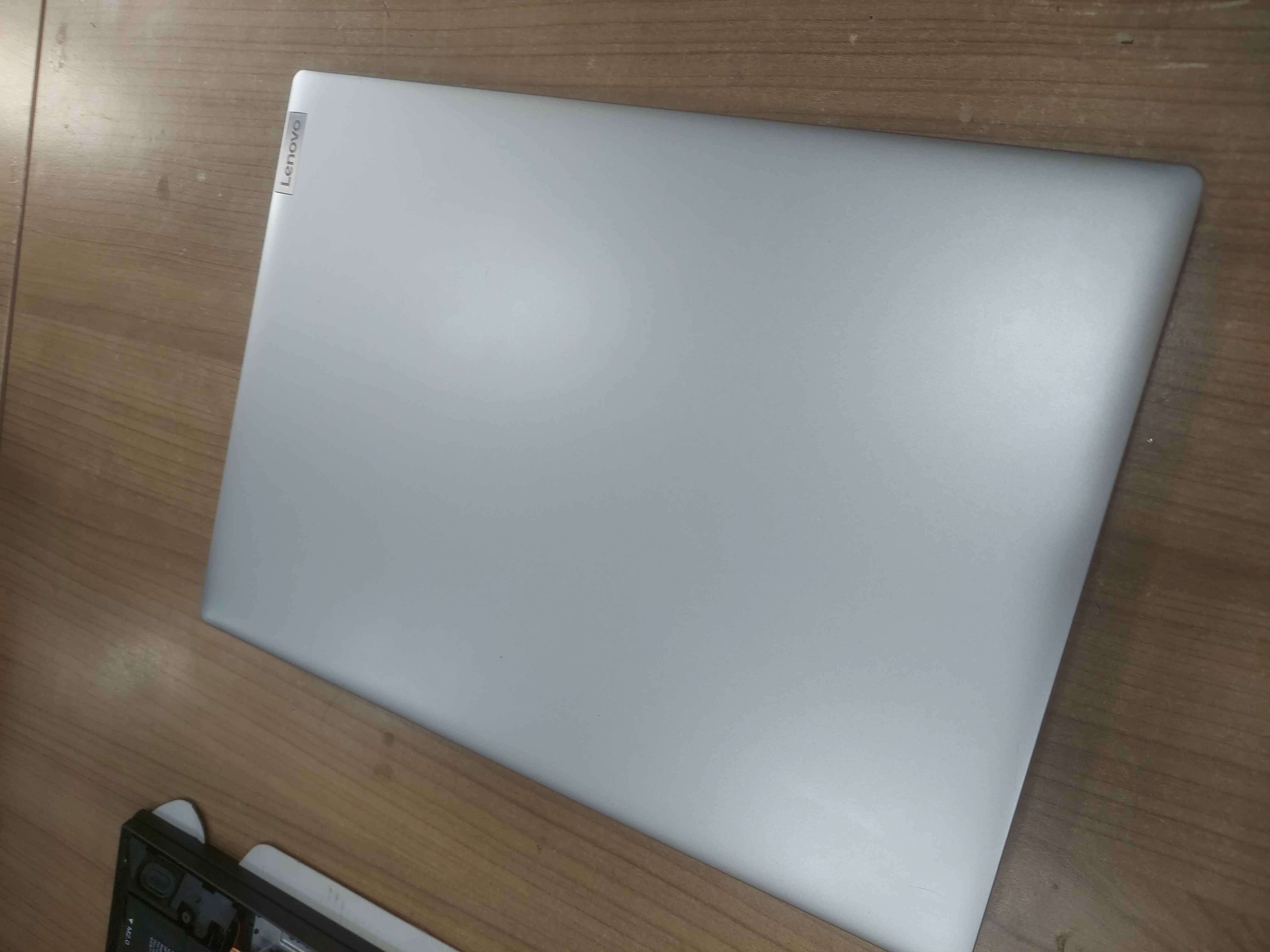 Lenovo İdeapad 1