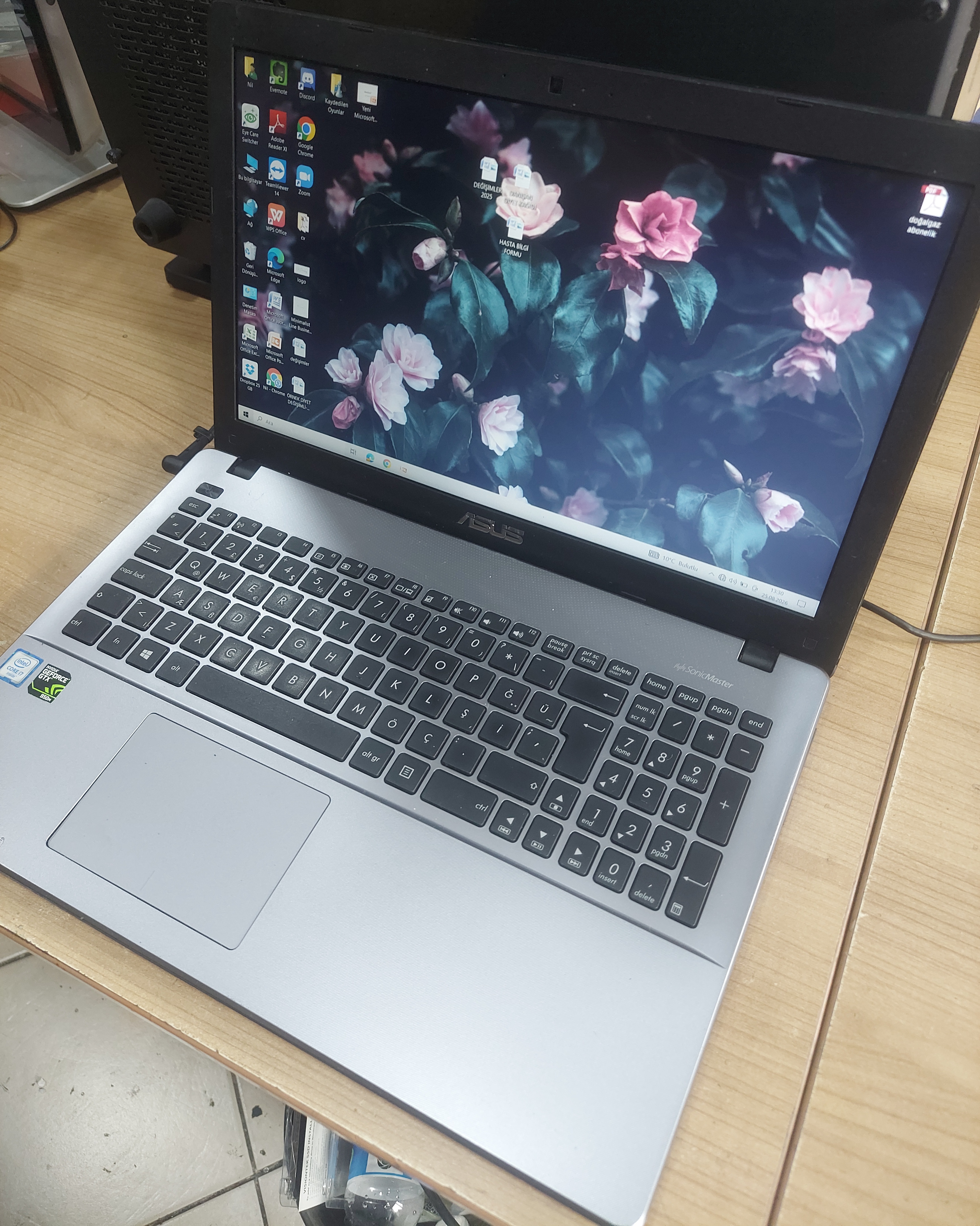 Asus İ7 Laptop